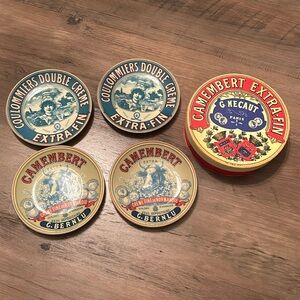 BIA Set of 4 Classic Camembert Canape Plates in the box